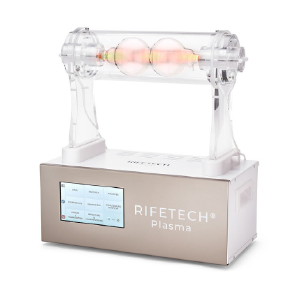 Das RIFETECH Gerät seitlich von vorne dargestellt